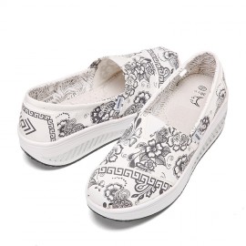 Women Casual Flowers Printed Pattern Comfortable Rocker Sole Walking Shoes