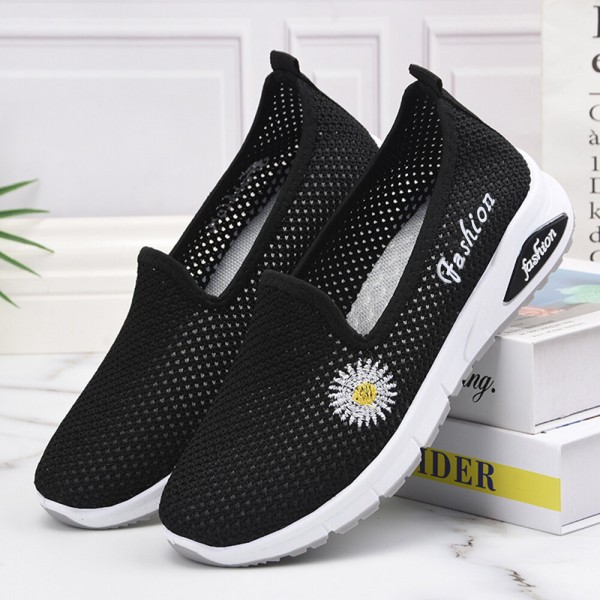 Women Daisy Decor Mesh Comfy Breathable Casual Slip On Sneakers 