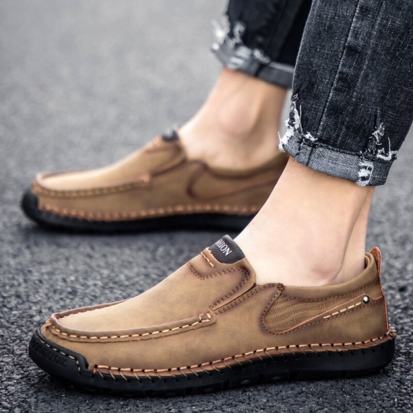 Men Hand Stitching Microfiber Leather Slip Resistant Slip On Loafers 